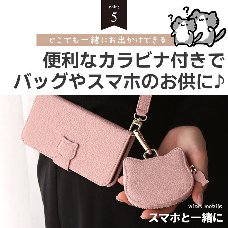 カラビナ付き猫コインケースをバッグに装着した使用イメージ